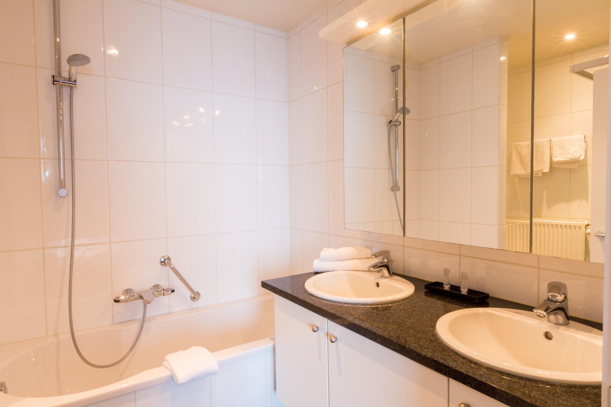 Diamant Suites Brussels Eu Etterbeek Bagian luar foto