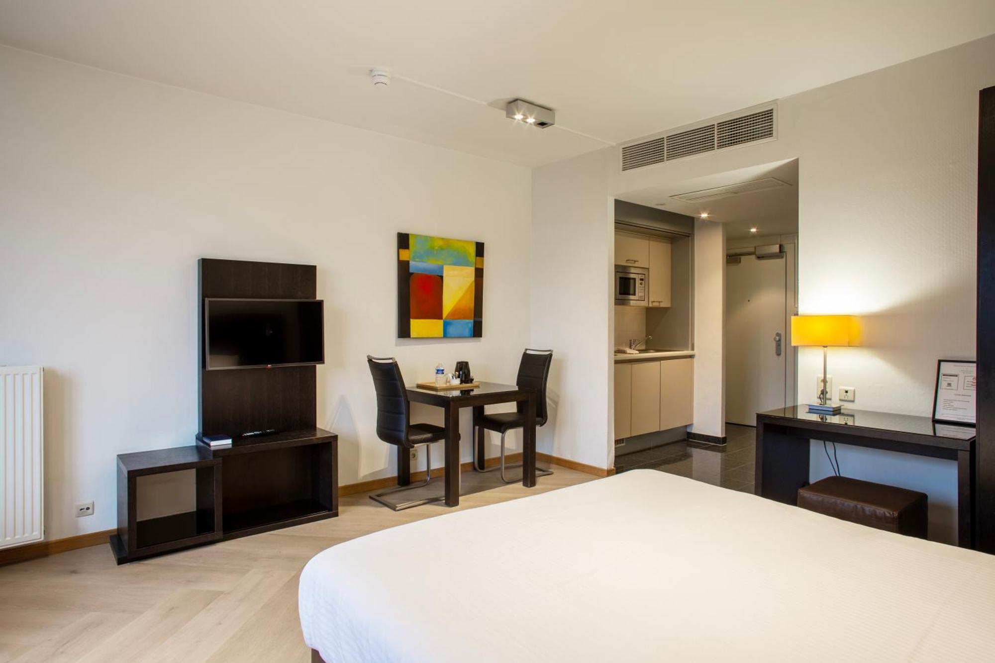 Diamant Suites Brussels Eu Etterbeek Bagian luar foto