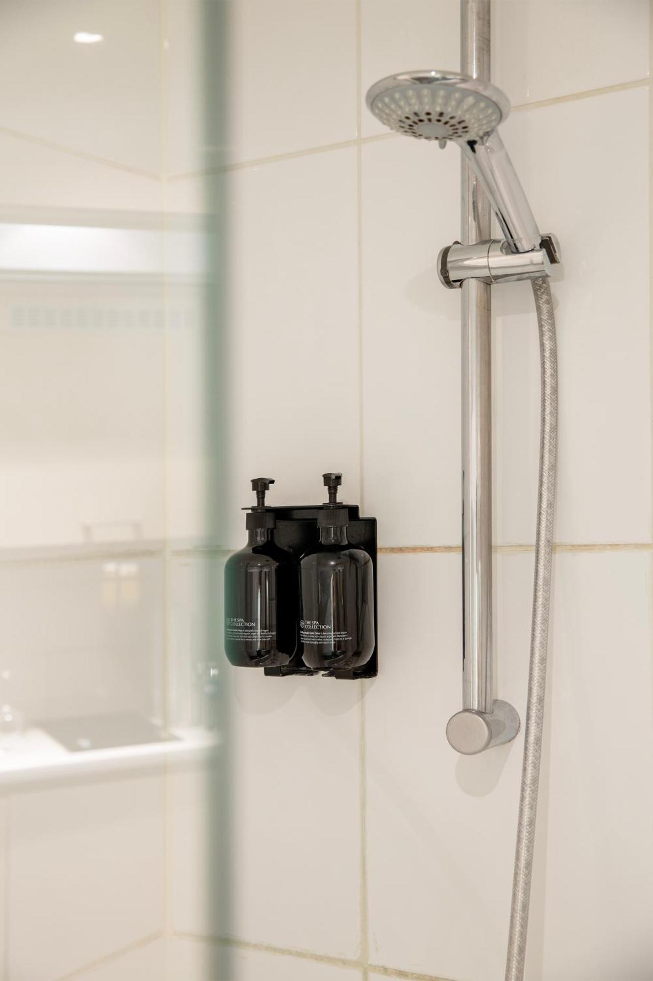 Diamant Suites Brussels Eu Etterbeek Bagian luar foto