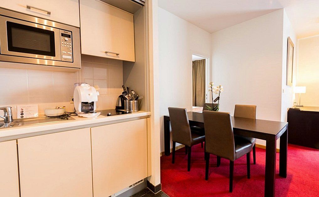 Diamant Suites Brussels Eu Etterbeek Bagian luar foto